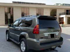 Photo of the vehicle Lexus GX