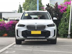 Photo of the vehicle BMW X5