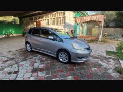 Фото авто Honda Fit