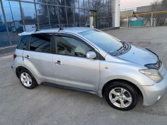 Фото авто Toyota Ist