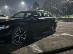 Фото авто Honda Accord