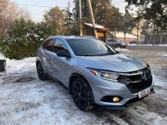 Сүрөт унаа Honda HR-V