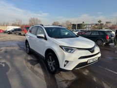 Photo of the vehicle Toyota RAV4