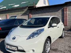 Фото авто Nissan Leaf