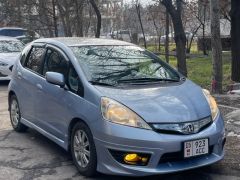 Photo of the vehicle Honda Fit