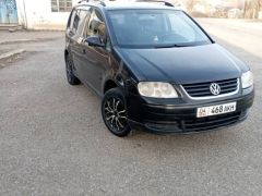 Сүрөт унаа Volkswagen Touran