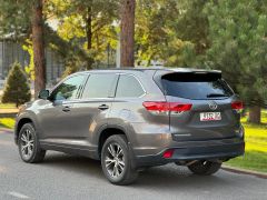 Фото авто Toyota Highlander