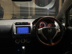 Фото авто Honda Fit