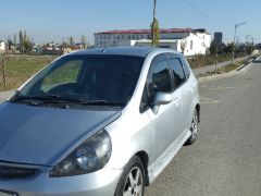 Photo of the vehicle Honda Fit