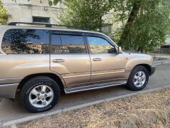 Сүрөт унаа Toyota Land Cruiser