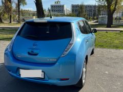 Фото авто Nissan Leaf