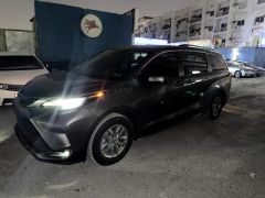 Сүрөт унаа Toyota Sienna