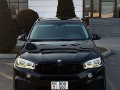 Photo of the vehicle BMW X5