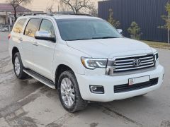 Сүрөт унаа Toyota Sequoia