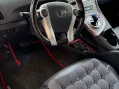 Фото авто Toyota Prius