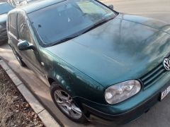 Сүрөт унаа Volkswagen Golf