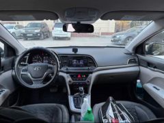 Сүрөт унаа Hyundai Elantra