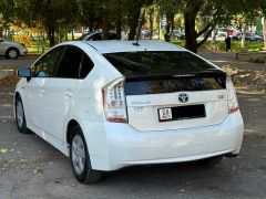 Фото авто Toyota Prius