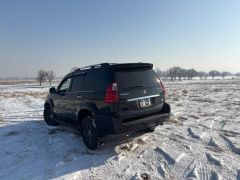 Photo of the vehicle Lexus GX