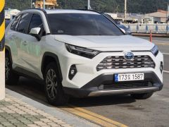 Сүрөт унаа Toyota RAV4