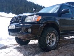 Сүрөт унаа Toyota Sequoia