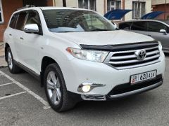 Photo of the vehicle Toyota Highlander