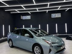 Фото авто Toyota Prius