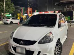 Фото авто Honda Jazz