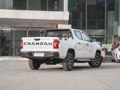 Photo of the vehicle Changan Kaicene F70