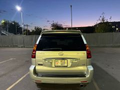 Photo of the vehicle Lexus GX