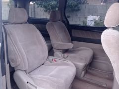 Photo of the vehicle Toyota Alphard