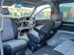 Сүрөт унаа Toyota HiAce