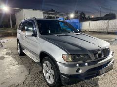 Photo of the vehicle BMW X5