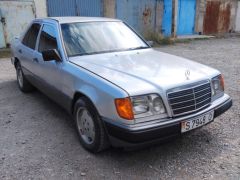 Фото авто Mercedes-Benz W124