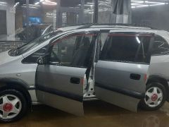 Фото авто Opel Zafira