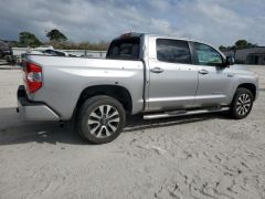 Photo of the vehicle Toyota Tundra