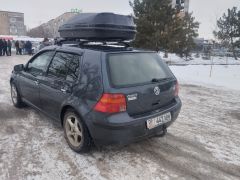 Сүрөт унаа Volkswagen Golf