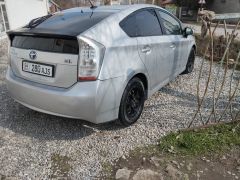 Фото авто Toyota Prius