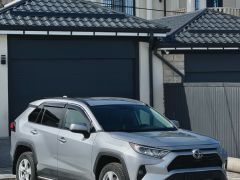 Photo of the vehicle Toyota RAV4