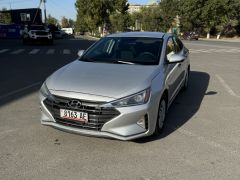 Сүрөт унаа Hyundai Elantra