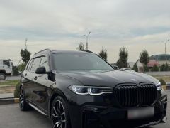 Фото авто BMW X7