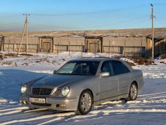 Сүрөт унаа Mercedes-Benz E-Класс