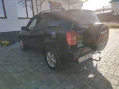 Сүрөт унаа Toyota RAV4