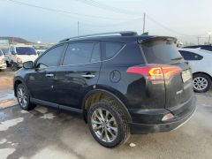 Сүрөт унаа Toyota RAV4