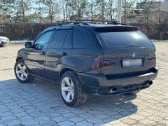 Photo of the vehicle BMW X5