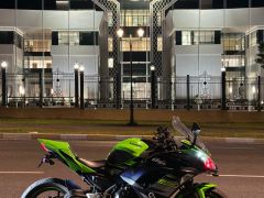 Сүрөт унаа Kawasaki Ninja