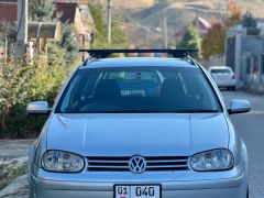 Photo of the vehicle Volkswagen Golf