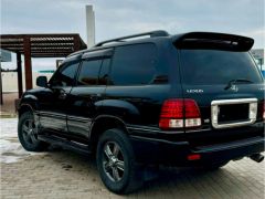 Photo of the vehicle Lexus LX