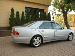 Photo of the vehicle Mercedes-Benz E-Класс