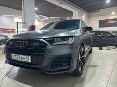 Фото авто Audi Q7